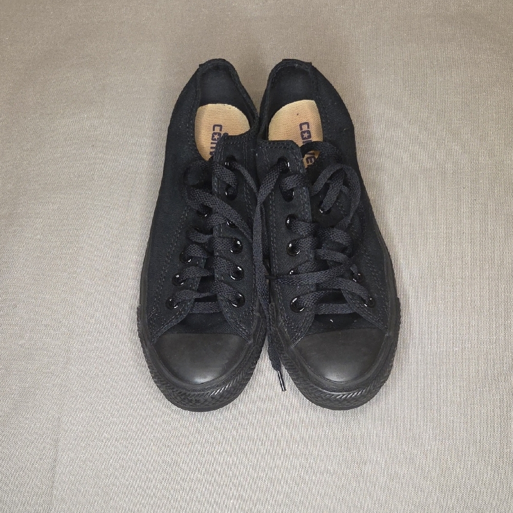NWOT Converse Chuck Taylor All Star Low Top Sneaker - Picture 4 of 7